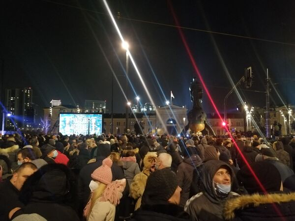 Уз звуке црквених звона откривен споменик творцу средњовековне српске државе — Стефану Немањи /фото/ Уз звуке црквених звона откривен споменик творцу средњовековне српске државе — Стефану Немањи /фото/ - Sputnik Србија