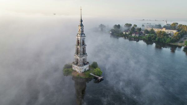 Zvonik Nikoljskog hrama, grad Kaljazin, Tverska oblast - Sputnik Srbija