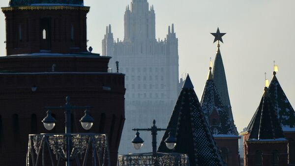 Pogled na moskovski Kremlj i MIP Rusije - Sputnik Srbija