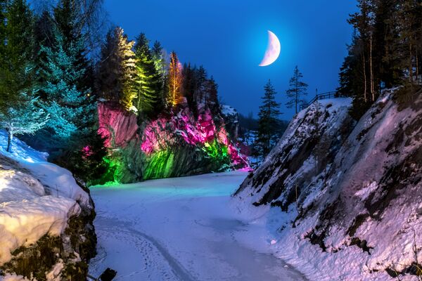 Planinki park „Ruskeala noćna idila, Karelija - Sputnik Srbija