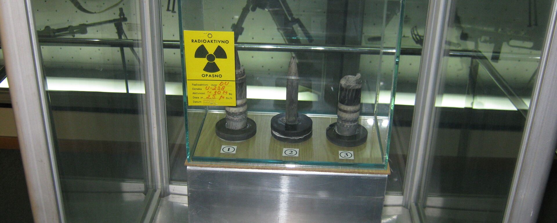 Ostaci bombi sa osiromašenim uranijumom koje su korištene tokom NATO agresije na SRJ 1999. godine - Sputnik Srbija, 1920, 09.06.2021