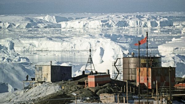 Легендарна научна станица „Мирни“ на Антарктику  - Sputnik Србија