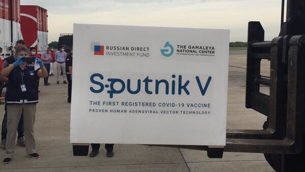 Pakovanje ruske vakcine protiv kovida Sputnjik Ve - Sputnik Srbija