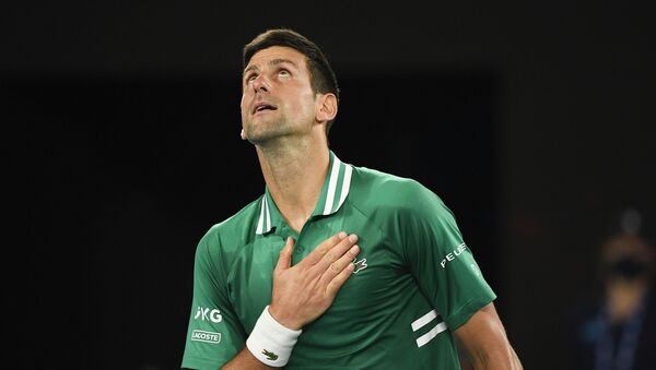 Novak Đoković posle pobede nad Sašom Zverevim u četvrtfinalu Australijan opena - Sputnik Srbija