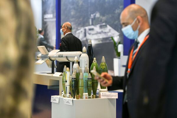 Међународна изложба наоружања IDEX-2021 у Абу Дабију - Sputnik Србија
