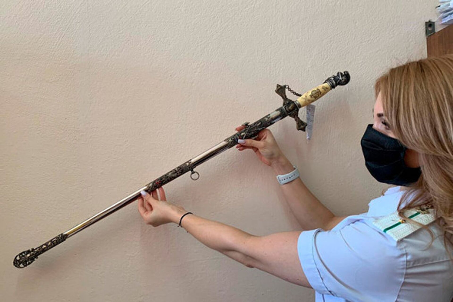 Ritualni mač templara, koji je policija konfiskovala u Dagestanu - Sputnik Srbija, 1920, 13.07.2021