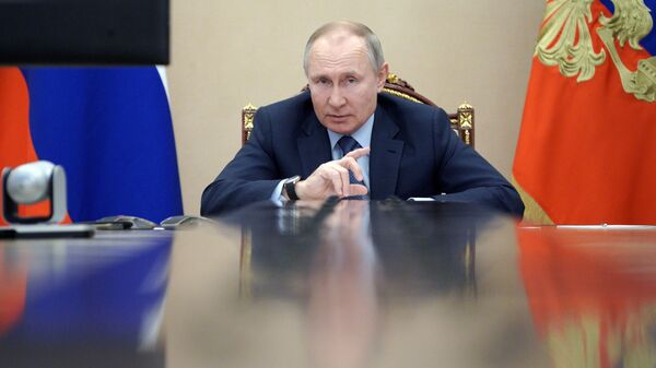 Путин наложио влади: План за развој Арктика да буде готов за месец дана - Sputnik Србија
