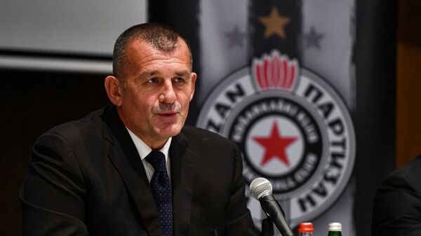 Zoran Savić na predstavljanju u KK Partizan - Sputnik Srbija