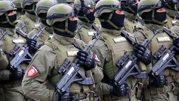 Pripadnici posebne policijske jedinice  Žandarmerije - Sputnik Srbija