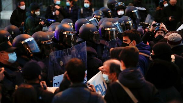 Protesti u Madridu zbog hapšenja katalonskog repera Pabla Hasela. - Sputnik Srbija