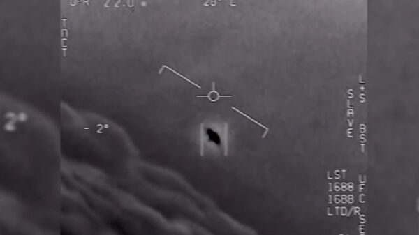 Snimak nepoznatog letećeg objekta koji je objavio Pentagon - Sputnik Srbija