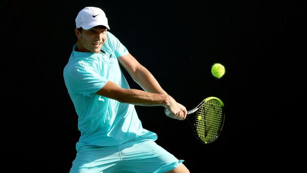 Miomir Kecmanović, srpski teniser, tokom meča prvog kola Mastersa u Majamiju 2021. - Sputnik Srbija