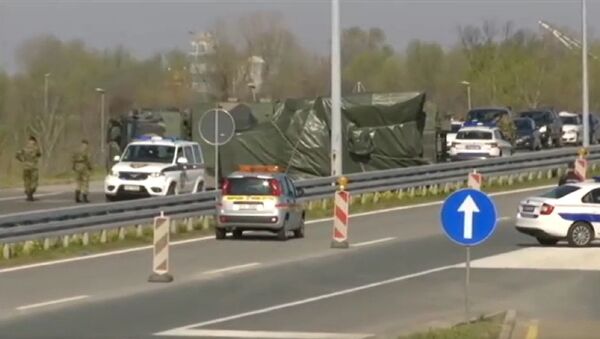 Prevrtanje kamiona Vojske Srbije sa raketama za sistem Pancir kod Ostružnice - Sputnik Srbija