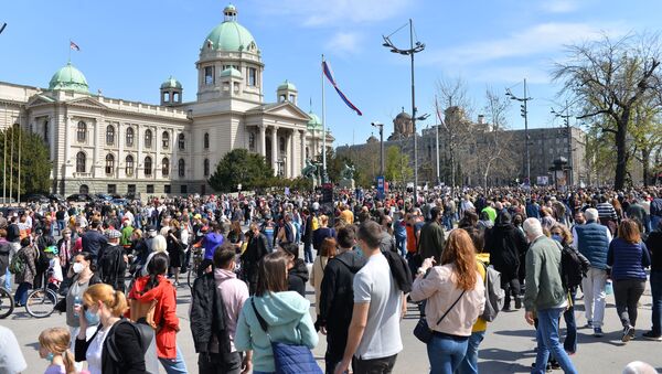 Еколошки протест испред Скупштине Србије - Sputnik Србија