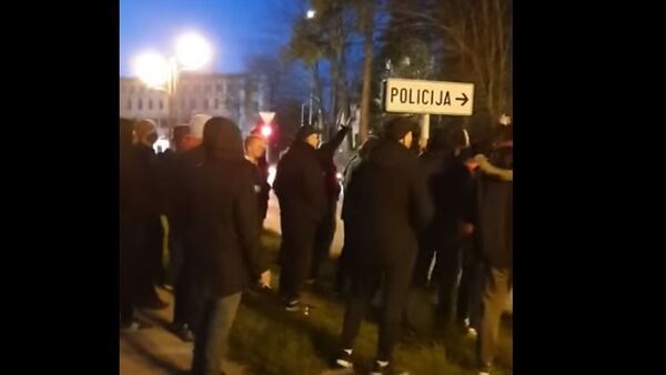 Протест испред никшићког Центра за безбедност - Sputnik Србија