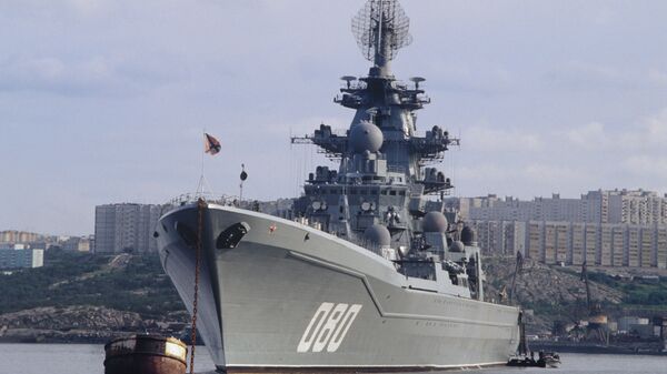 Тешка нуклеарна ракетна крстарица Адмирал Нахимов у бази Северне флоте Русије  - Sputnik Србија