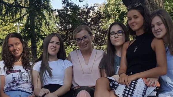 Matematička gimnazija jedna je od retkih u svetu koja može da se pohvali da je prepoznala devojčice kao jednake talente za matematiku i ohrabrila ih da se njome bave - Sputnik Srbija