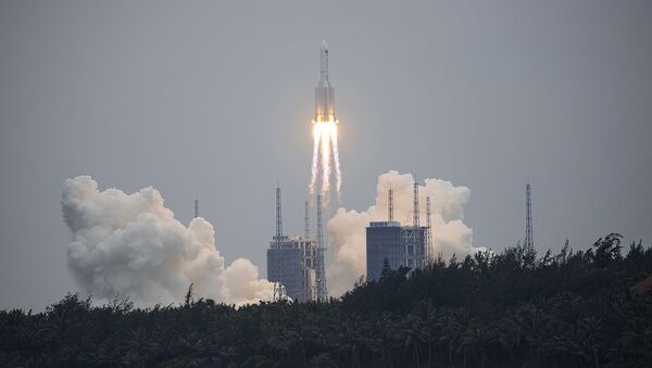 Lansiranje rakete sa komponentama za kinesku svemirsku stanicu - Sputnik Srbija