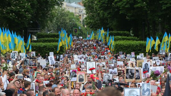 Učesnici Besmrtnog puka u Ukrajini - Sputnik Srbija