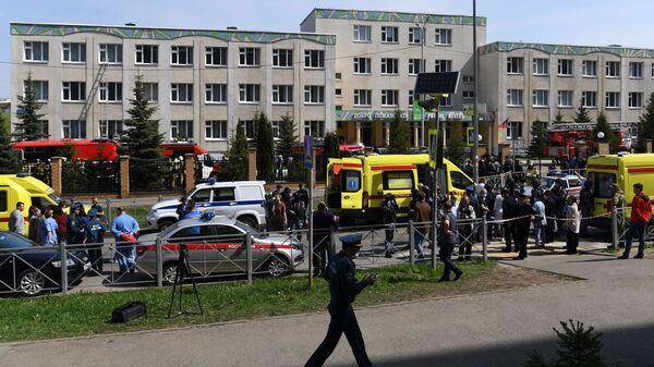 Situacija u školi u Kazanju nakon pucnjave - Sputnik Srbija