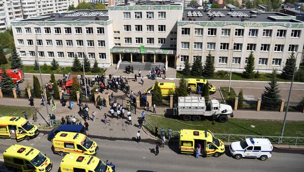Situacija u školi u Kazanju nakon pucnjave - Sputnik Srbija