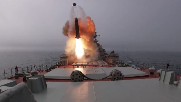 Protivbrodske rakete „Granit“ i „Vulkan“ korišćene na vežbama Severne flote - Sputnik Srbija