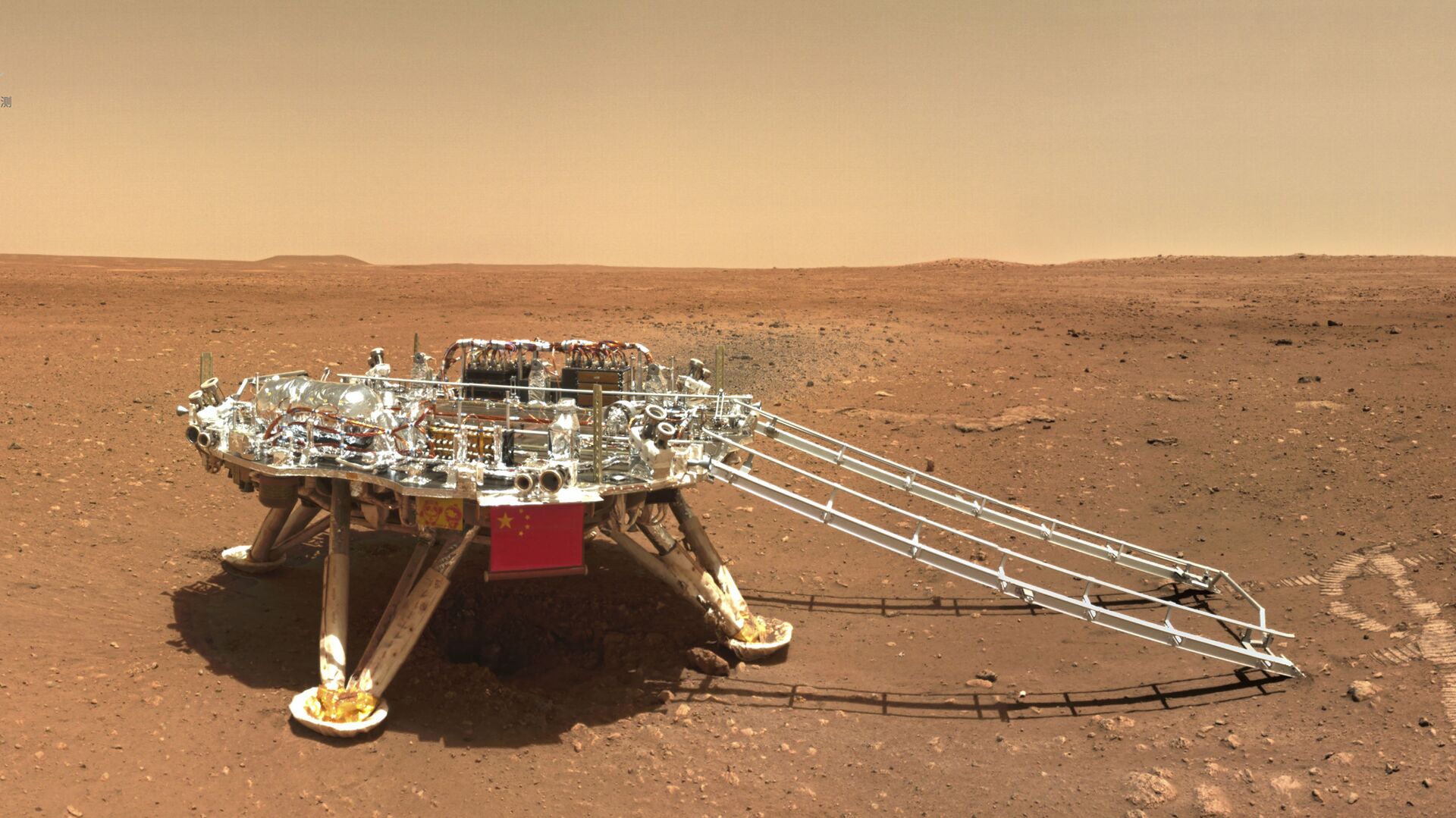 Kineski rover Džurong na površini Marsa. - Sputnik Srbija, 1920, 01.01.2022