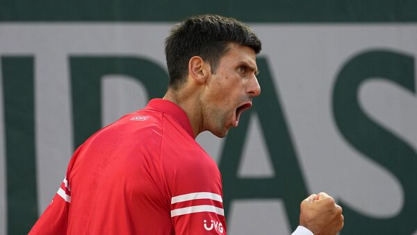 Novak Đoković tokom meča sa Rafaelom Nadalom u polufinalu Rolan Garosa - Sputnik Srbija