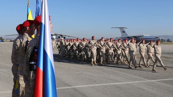 Дан Русије обележен и у бази Хмејмим - Sputnik Србија