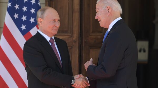 Sastanak predsednika Rusije i Sjedinjenih Država Vladimira Putina i Džoa Bajdena u Ženevi - Sputnik Srbija