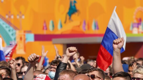 Navijači Rusije ispred stadiona – EURO 2020 Navijači Rusije ispred stadiona – EURO 2020 - Sputnik Srbija
