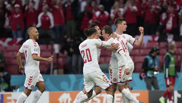 Фудбалери Данске славе гол против Русије – ЕУРО 2020 - Sputnik Србија