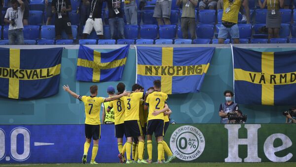 Фудбалери Шведске прослављају гол против Пољске - Sputnik Србија