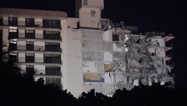 Srušila se zgrada u Majamiju - Sputnik Srbija