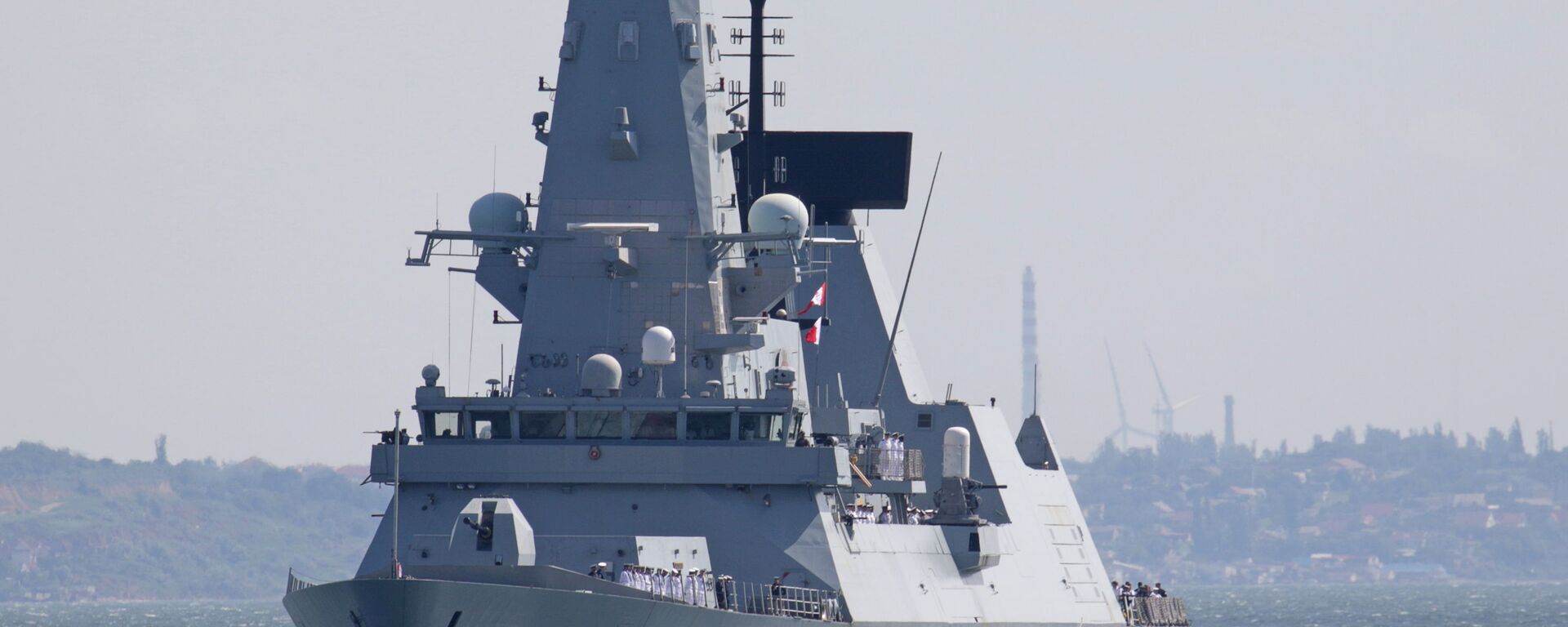 Разарач типа ХМС „Дефендер“ британске краљевске морнарице стиже у црноморску луку Одеса, Украјина, 18. јуна 2021. - Sputnik Србија, 1920, 13.04.2022