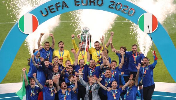 Фудбалери Италије славе титулу шампиона Европе - Sputnik Србија