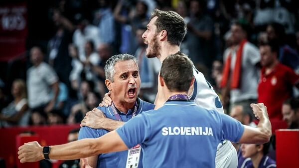 Srpski košarkaški trener Igor Kokoškov na Evropskom prvenstvu 2017. koje je osvojio sa reprezentacijom Slovenije - Sputnik Srbija