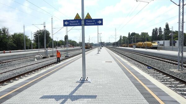 Železnička stanica Zemun na deonici brze pruge Beograd Centar–Stara Pazova. - Sputnik Srbija