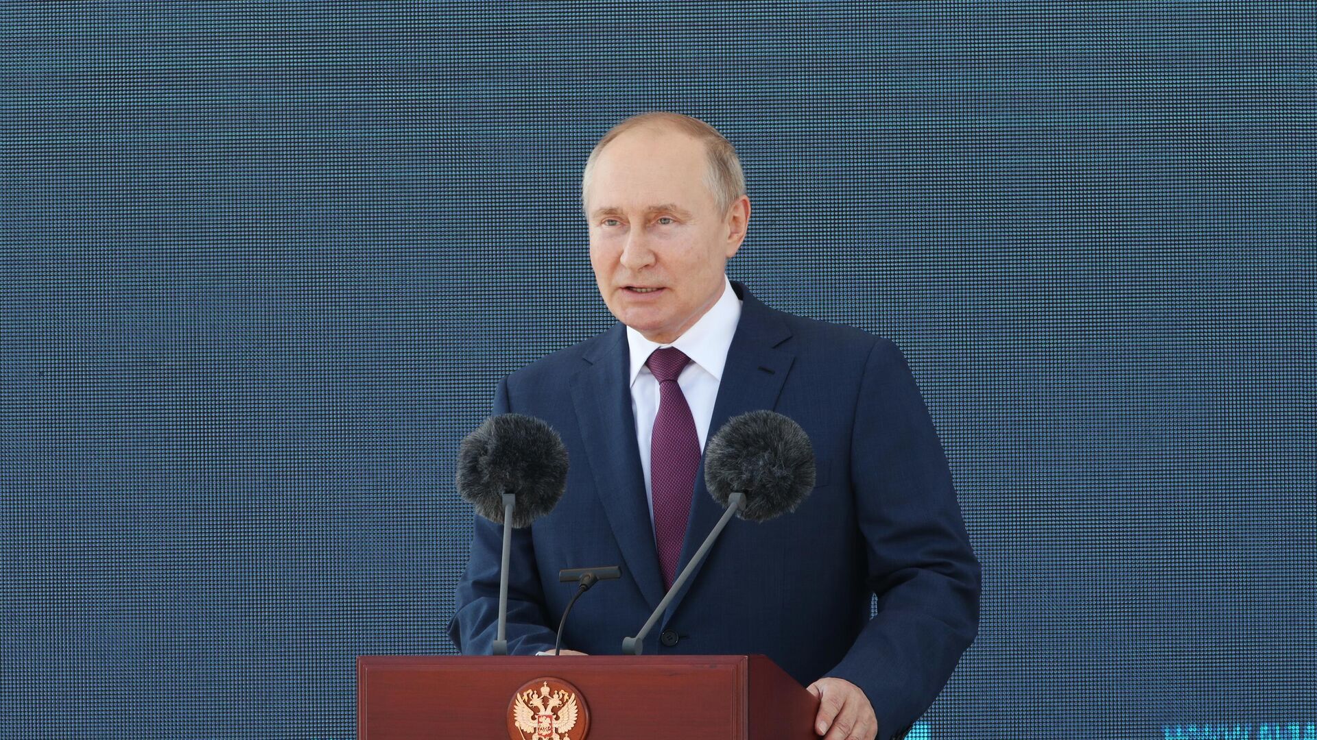 Председник Русије Владимир Путин на отварању авио салона МАКС 2021 - Sputnik Србија, 1920, 10.02.2022