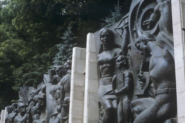 Спомен-обележје „Споменик војној слави совјетских Оружаних снага“ у Лавову - Sputnik Србија