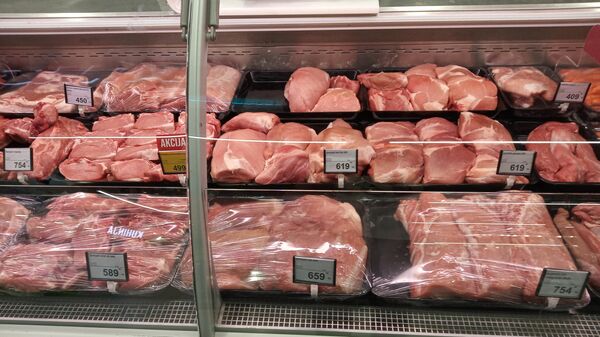 Месо у супермаркету - Sputnik Србија