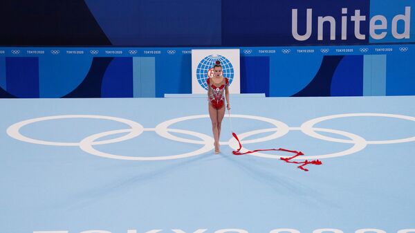 Ruska gimnastičarka Dina Averina na Olimpijskim igrama u Tokiju - Sputnik Srbija