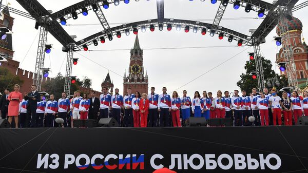 Ruski olimpijci dočekani kao heroji na Crvenom trgu - Sputnik Srbija