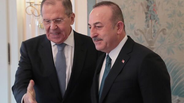 Ministri spoljnih poslova Rusije i Turske, Sergej Lavrov i Mevlut Čavušoglu - Sputnik Srbija