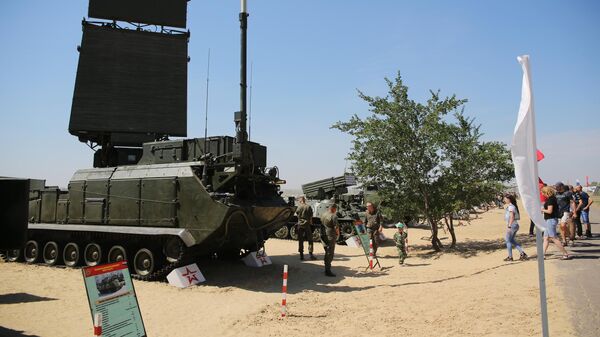 Radarski sistem 1L260 Zoopark-1M za izviđanje raketnih i artiljerijskih položaja   - Sputnik Srbija
