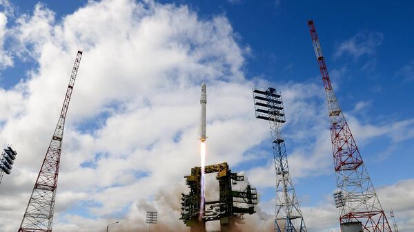 Lansiranje rakete Angara sa kosmodroma Pleseck - Sputnik Srbija