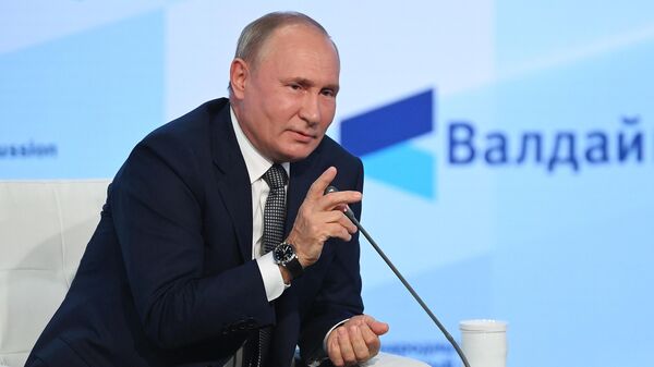 Putin na Međunarodnom debatnom klubu „Valdaj“ u Sočiju - Sputnik Srbija