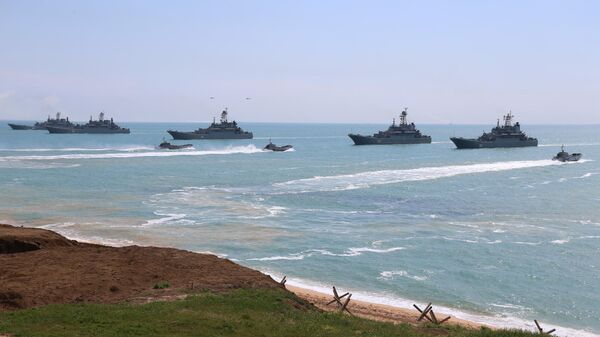 Brodovi Crnomorske flote Rusije na vojnim vežbama na Krimu - Sputnik Srbija