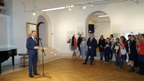 Povodom 75. godina od početka Nirnberških suđenja u Galeriji Ruskog doma otvorena je istorijsko-dokumentarna izložba „Da se ne zaboravi!“. Postavku su pripremili Rusko istorijsko društvo, Fondacija ,,Istorija otadžbine“ i Federalna arhivska agencija Ruske Federacije. - Sputnik Srbija