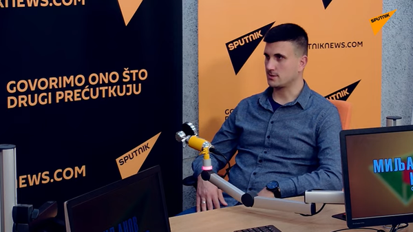 Mladi humanitarac Jovan Simić - Sputnik Srbija